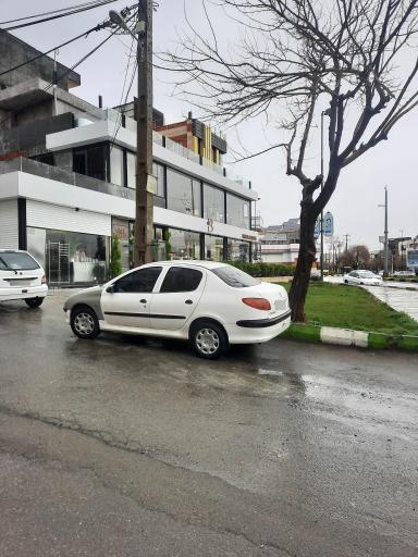 عکس کافه آیرا بلوم