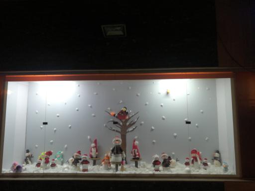 عکس مرکز خرید اسباب بازی شکرستان