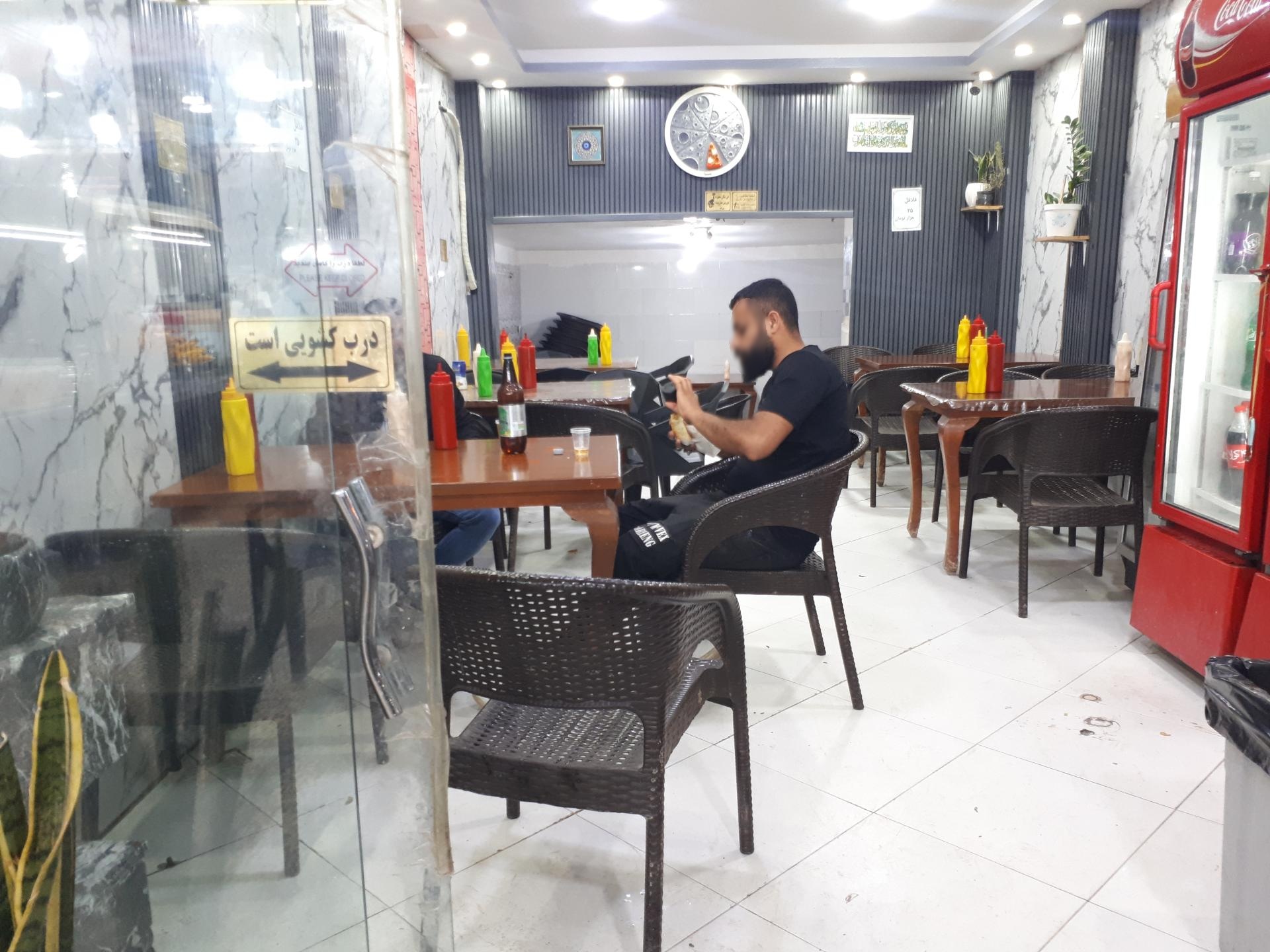 عکس فست فود و کبابی خانه پدری