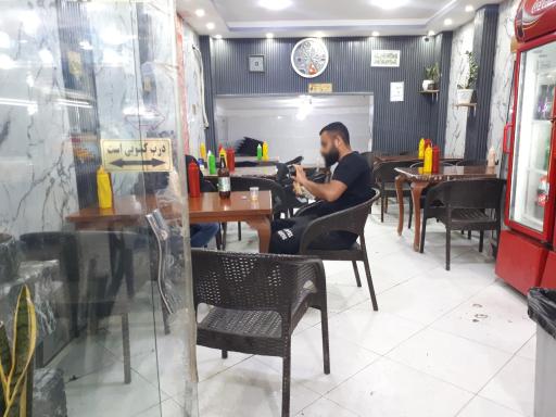 عکس فست فود و کبابی خانه پدری