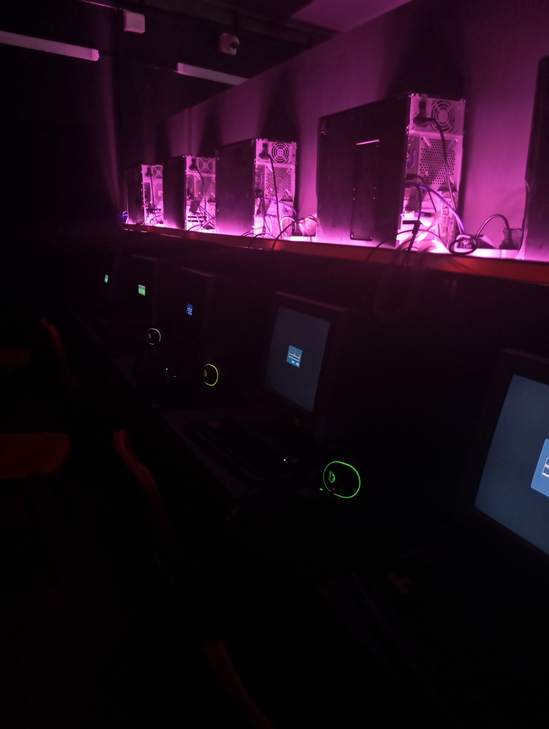 عکس گیم نت مبارز