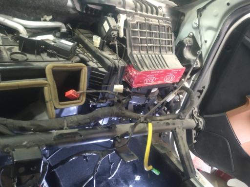 عکس برق تخصصی خودرو استاد مصطفی