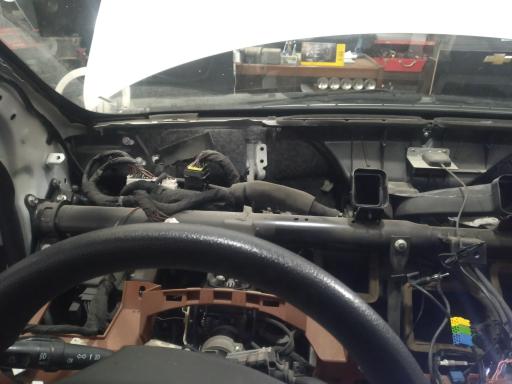 عکس برق تخصصی خودرو استاد مصطفی