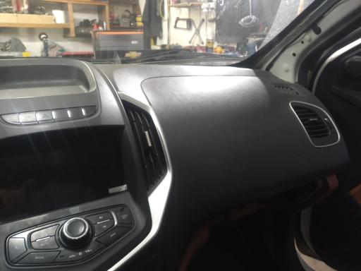 عکس برق تخصصی خودرو استاد مصطفی