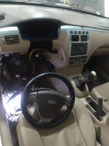 عکس برق تخصصی خودرو استاد مصطفی