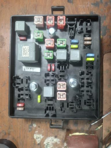 عکس برق تخصصی خودرو استاد مصطفی