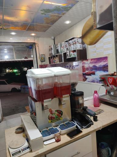 عکس قهوه سرای عمو رضا