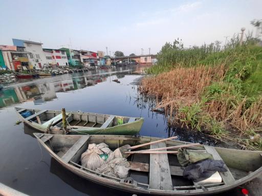 عکس اسکله قایق سواری ترنم