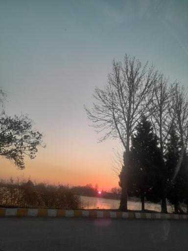 عکس دریاچه قایقرانی