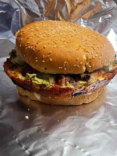 ساندویچ تندیس