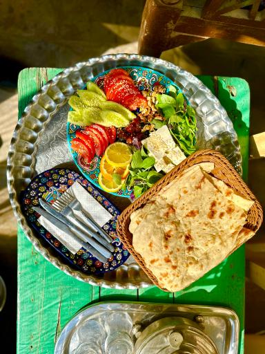 عکس کافه رستوران احمدیان