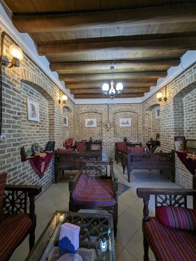 عکس کافه رستوران احمدیان