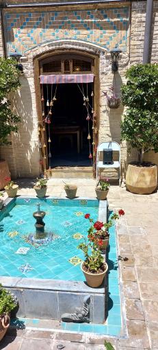 عکس کافه رستوران احمدیان