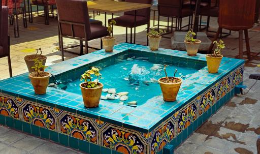 بوتیک هتل عمارت 85