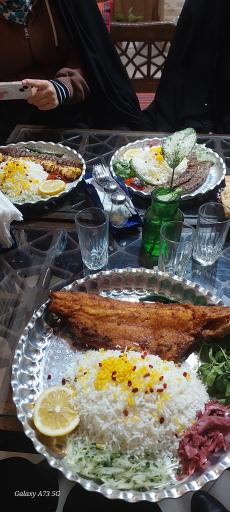 عکس کافه رستوران احمدیان