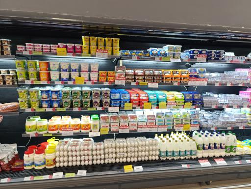 عکس فروشگاه هایپر فامیلی