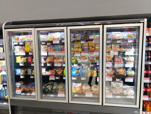 عکس فروشگاه هایپر فامیلی