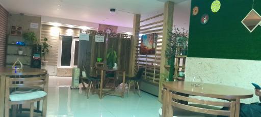 عکس کافه فست فود رمانتیک