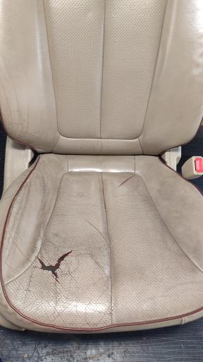 عکس تعمیرات تخصصی صندلی خودرو