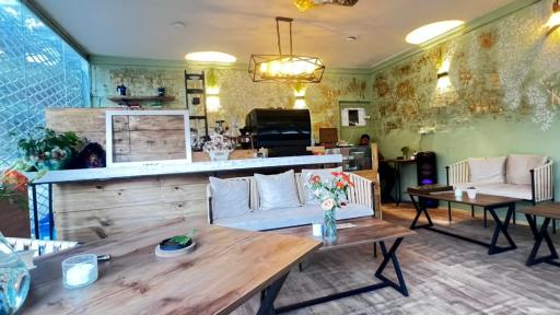 عکس کافه هِرا