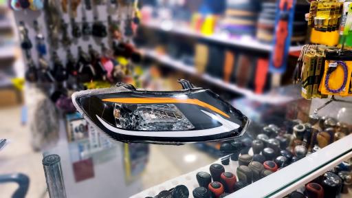 عکس فروشگاه اسپرت لوکس سنتر