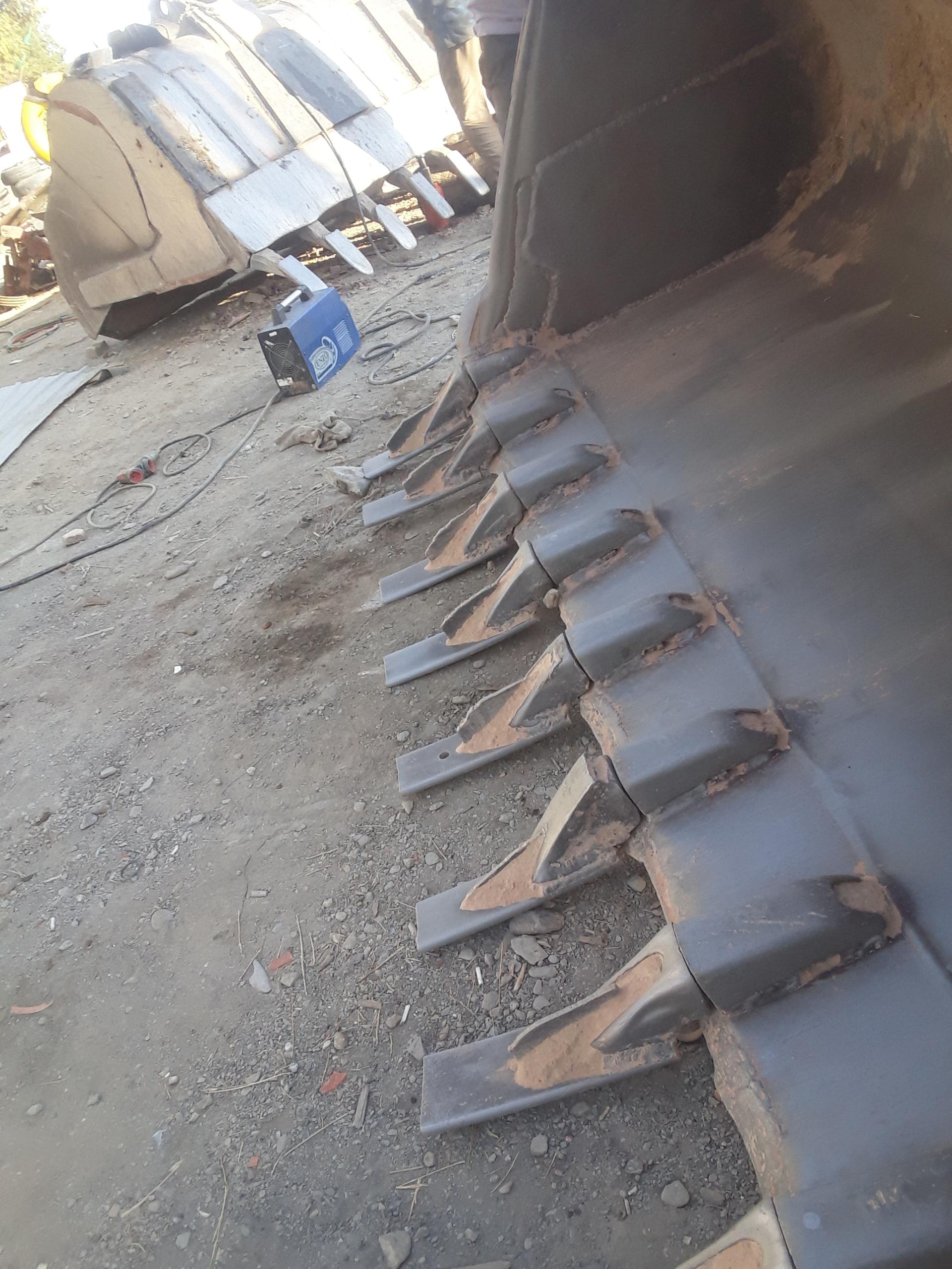 عکس اهنگری وپرس شیلنگ طاهری