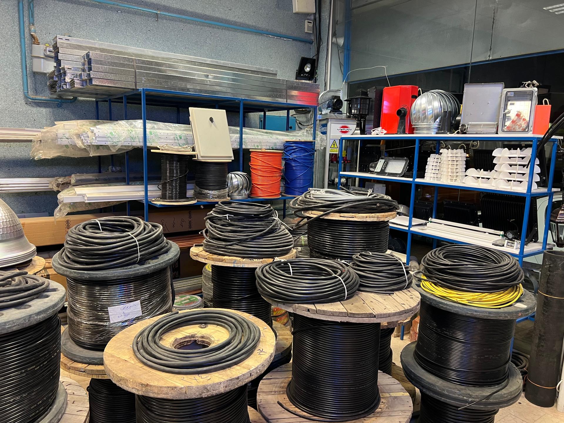 عکس کالای برق صنعتی جروقی