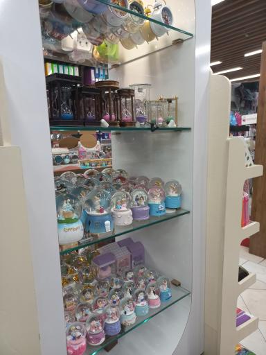 عکس فروشگاه لوازم التحریر مجد