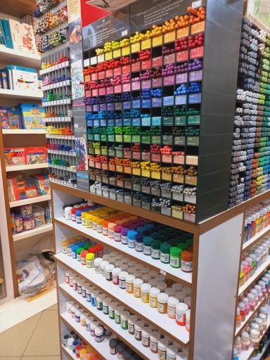 عکس فروشگاه لوازم التحریر مجد