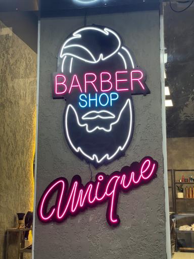 عکس آرایشگاه مردانه یونیک