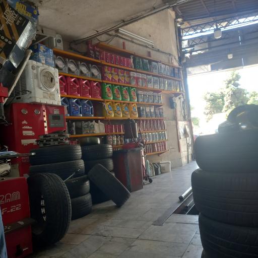 عکس اتوسرویس فرزاد