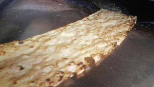 عکس سنگک پزی بهنام ساعد