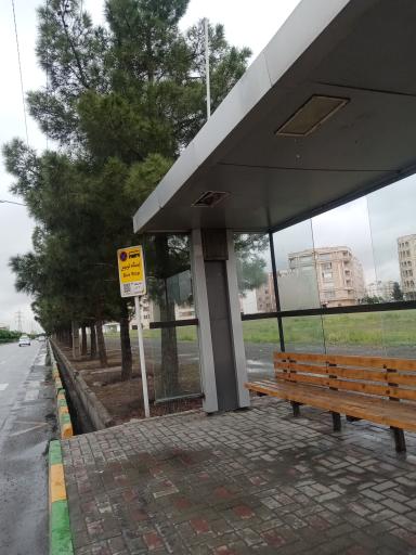 عکس ایستگاه اتوبوس امیریه 14