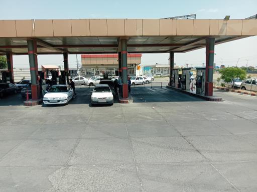 عکس پمپ بنزین 205