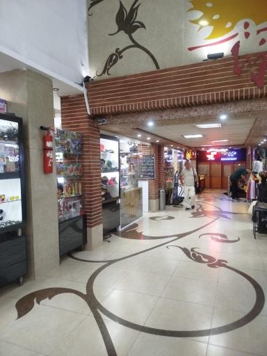 عکس مجتمع خدمات رفاهی آفتاب درخشان صحرا (غربی)