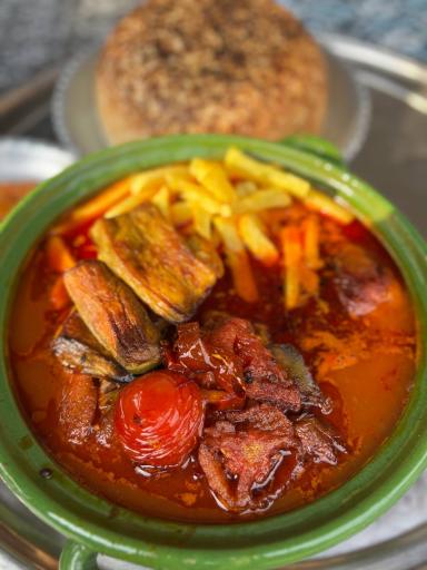عکس غذا خوری رهگذر