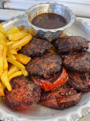 عکس غذا خوری رهگذر