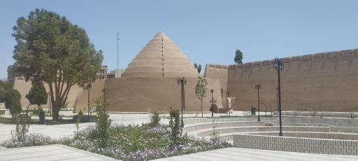 عکس یخدان مویدی