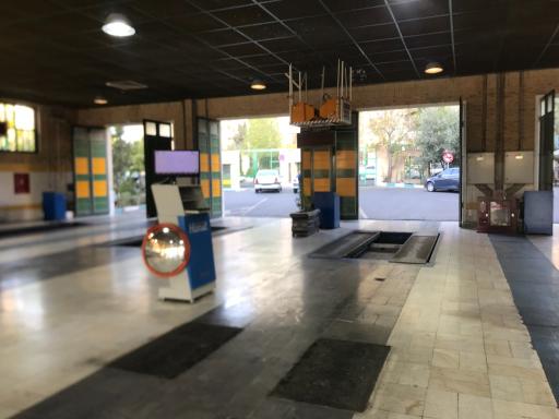 عکس مرکز معاینه فنی خودرو نیایش