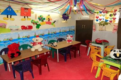 عکس مهدکودک و پیش دبستانی عمو زنجیرباف