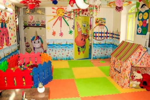 عکس مهدکودک و پیش دبستانی عمو زنجیرباف