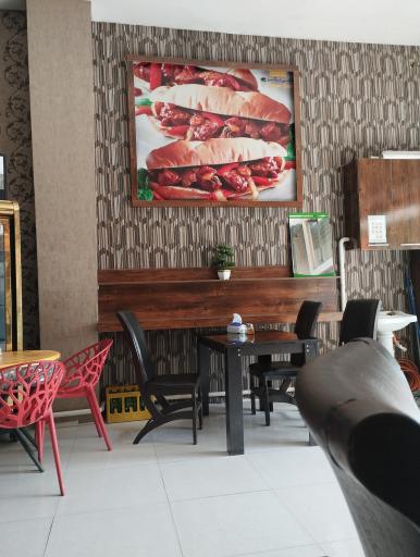 عکس ساندویچ و پیتزای دایی برگر