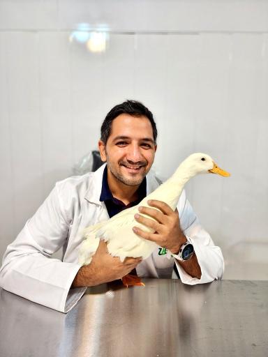 عکس کلینیک دامپزشکی تخصصی طیور و پرندگان دکتر موسوی نسب