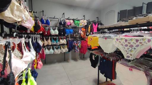 عکس فروشگاه لباس زیر لیمو