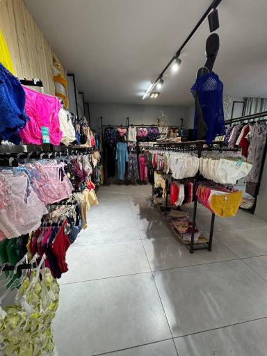 عکس فروشگاه لباس زیر لیمو