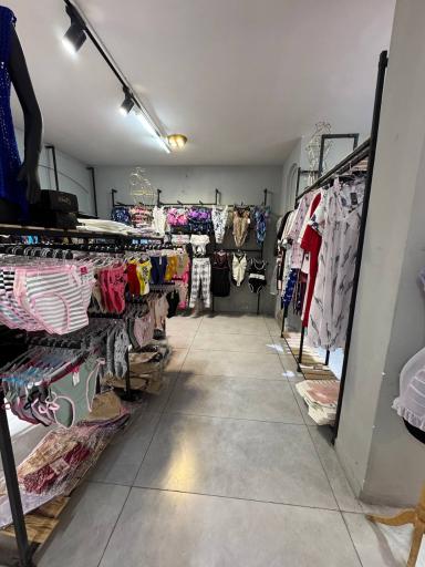 عکس فروشگاه لباس زیر لیمو