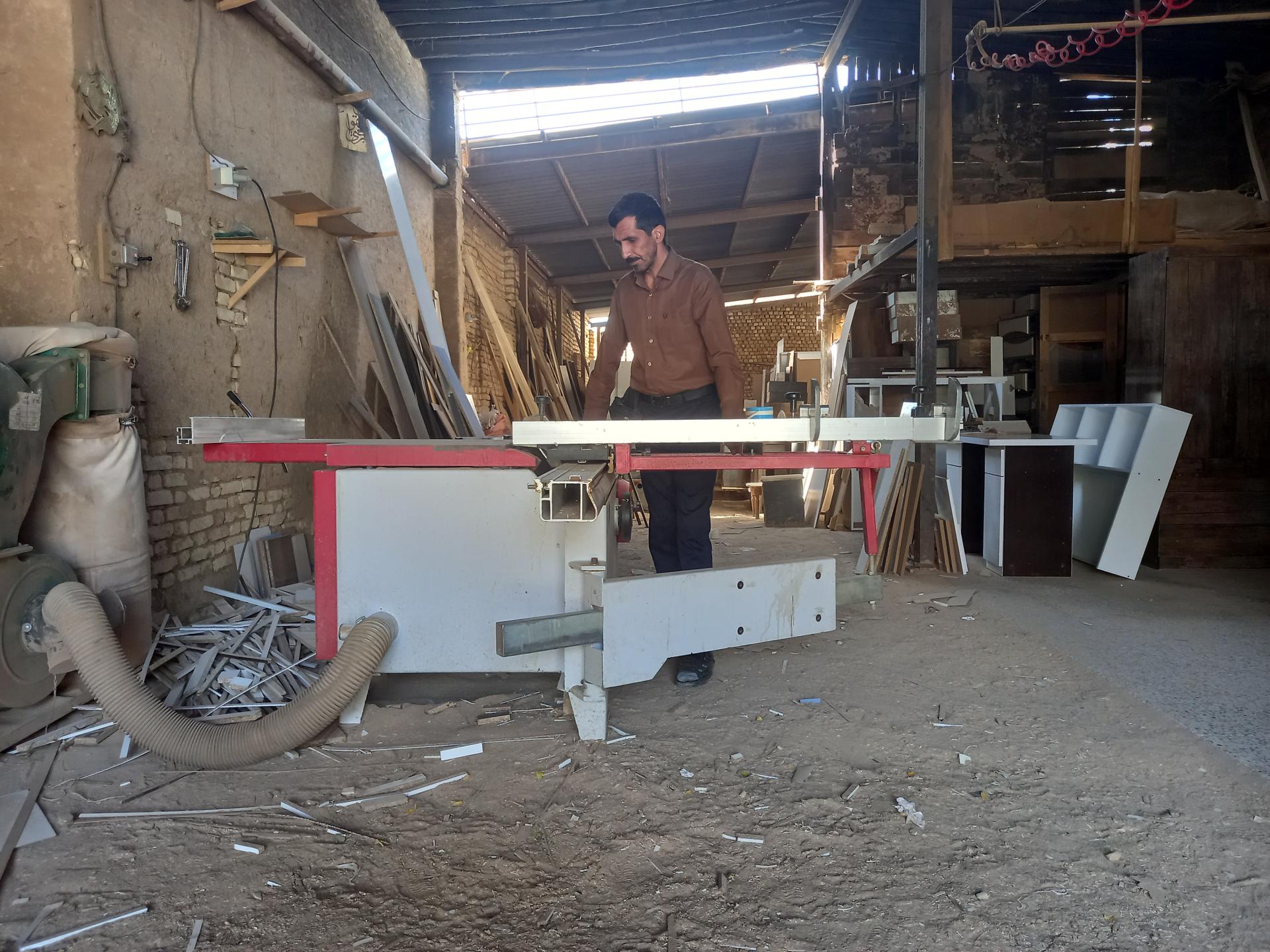 عکس کارگاه ام دی اف و ملامین چوبکده مردانی