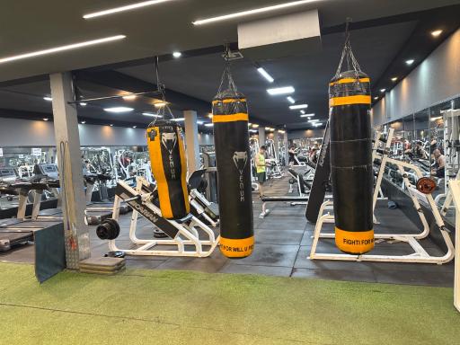 عکس باشگاه انرژی پلاس