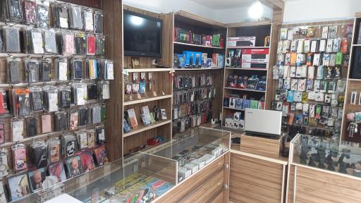 عکس موبایل و کامپیوتر 01