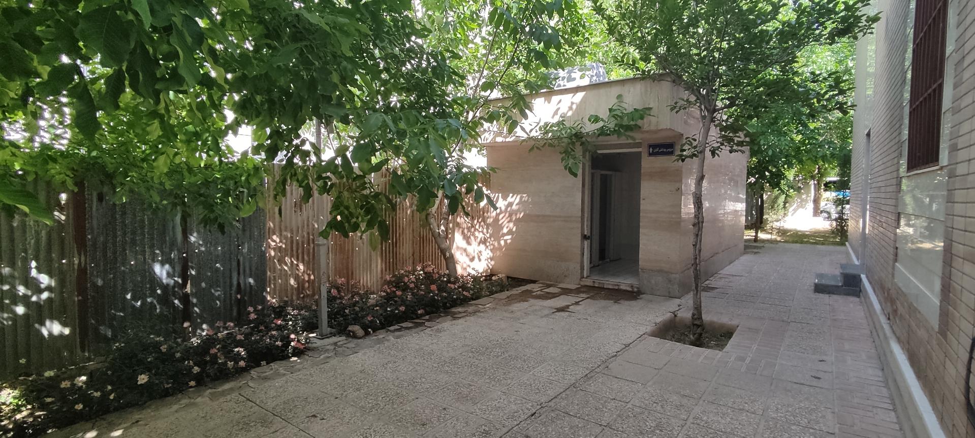 عکس سرویس بهداشتی پارک محمودیه 